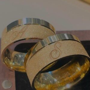 alianças em ouro 18k modelo amor gravado
